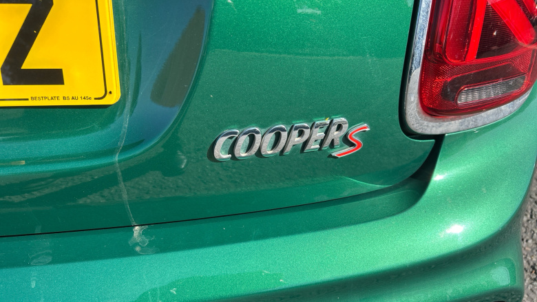 MINI Hatchback 2.0 Cooper S Sport II 3dr Petrol Hatchback